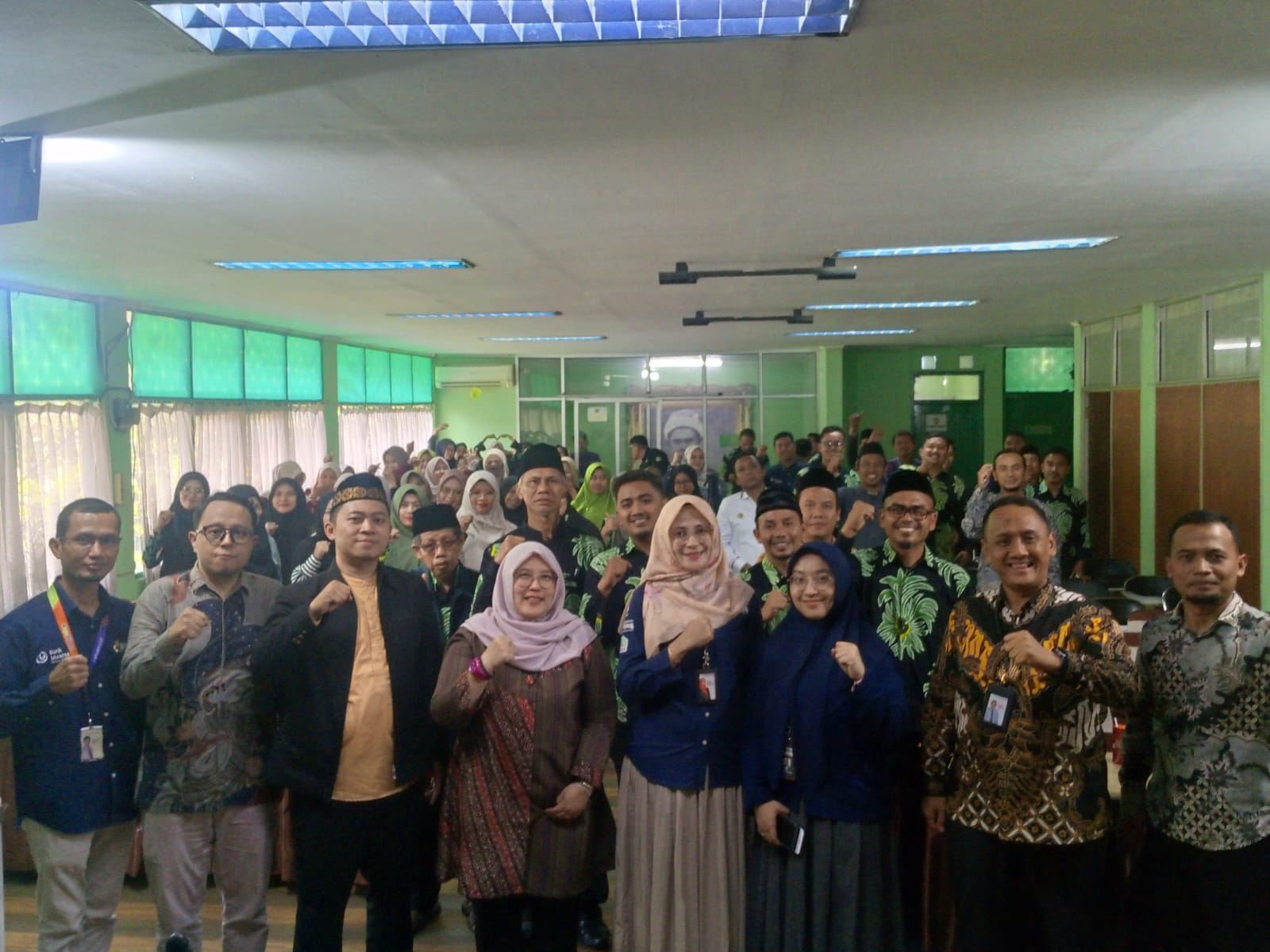 Universitas Al Khairiyah bersama Bank Muamalat Cabang Cilegon Gelar Seminar Nasional ” Pengelolaan Keuangan Haji dan Praktik Hukum Waris Sesuai Syariah”