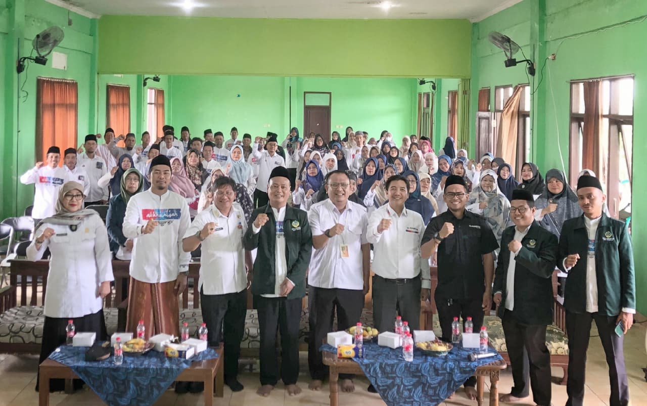 Optimalisasi Peran Guru dalam Wujudkan Indonesia Emas 2045: Al Khairiyah Gelar Bimtek Parenting Inovatif